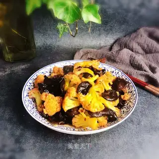 Blackwood, pineapple