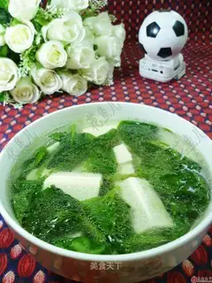 Bean curd soup
