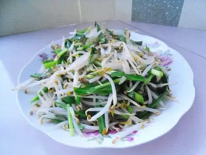 A green bean sprouts of cranberry