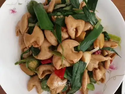 Spicy garlic and fat intestines