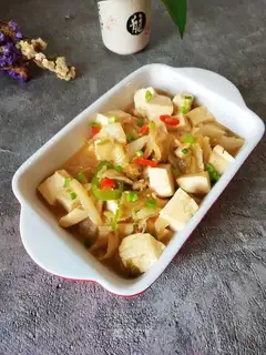 Sour sauce and tofu
