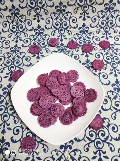 Chip crackers