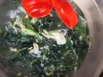 Spinach egg soup