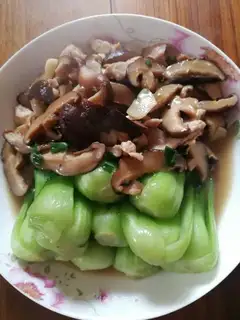 Mushroom greens