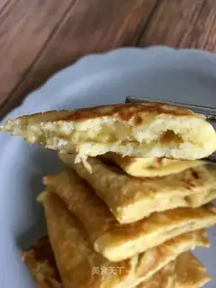 Banana omelet