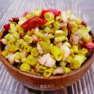 Sour bean fried meat