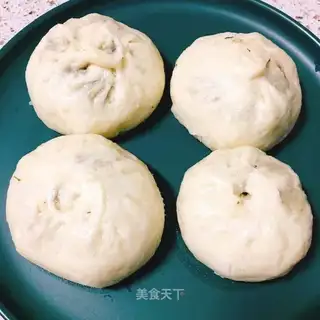 Pony buns