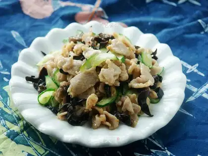 Fried guacamole