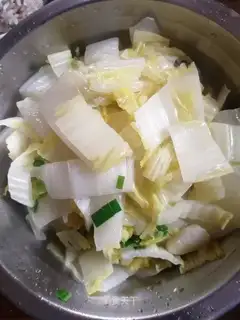 Sour cabbage