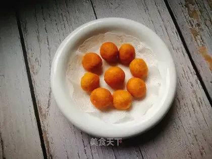 Red potato balls