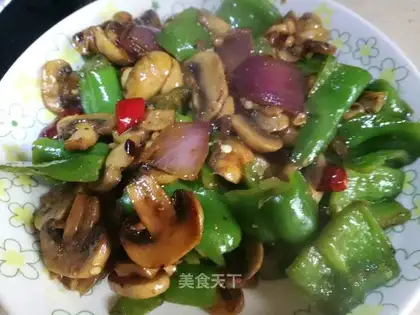 Pepper fried mushrooms