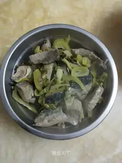 Sour pickles
