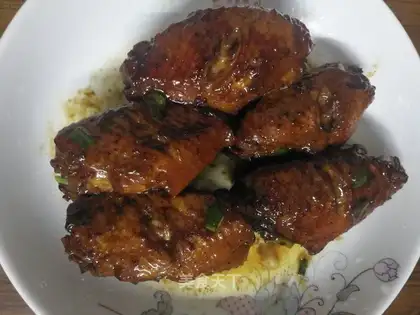 Red chicken wings