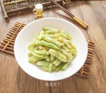 Garlic beans
