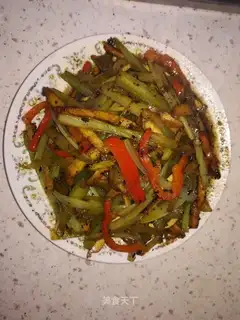 Celery fried dry