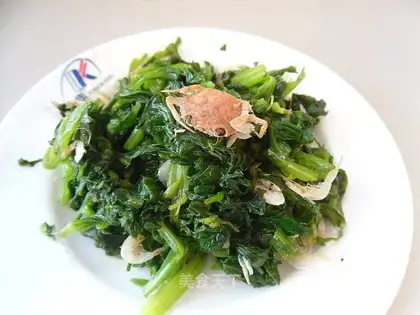 Shrimp, celery leaves