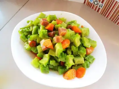 Salted ham and bitter melon