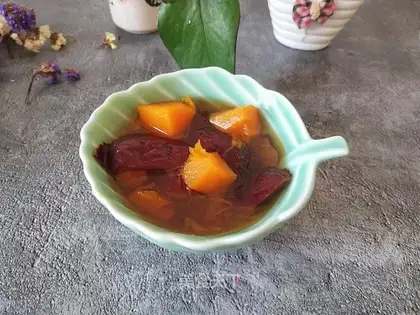 Pumpkin date soup