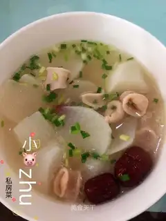 Piggy radish soup