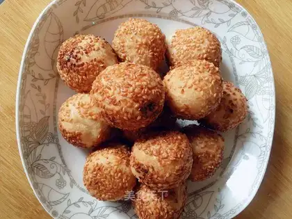 Fried sesame ball