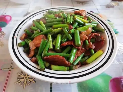 Garlic fried meat