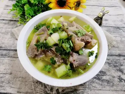 Cowtail radish