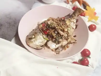 Red-burned mackerel