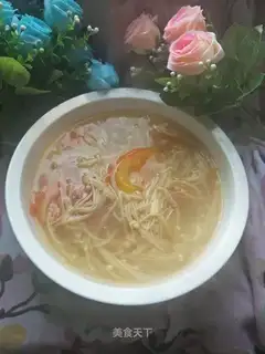Tomato gin mushroom soup