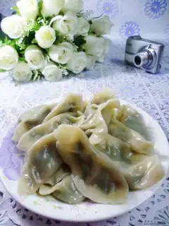 Cracker meat dumplings