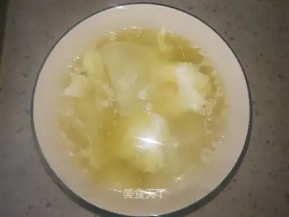 Egg beef soup with radish