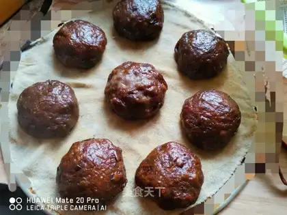 A red date tart bag