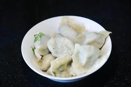 Cream egg dumplings