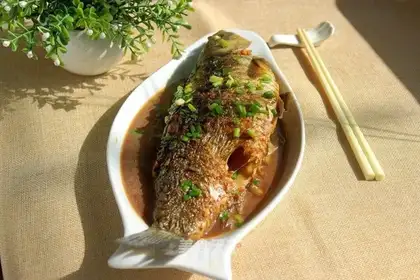 Red-burned mackerel