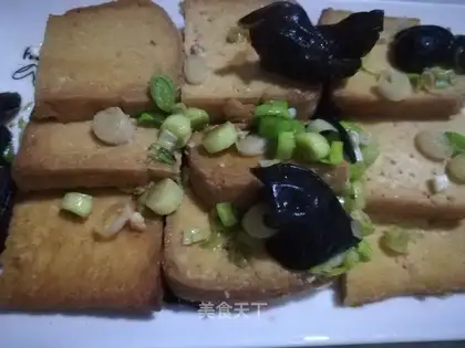Red tofu