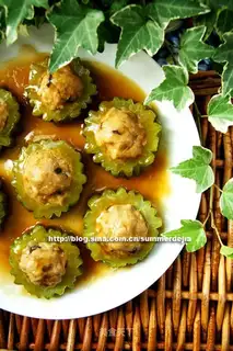 Bitter melon stuffed meat