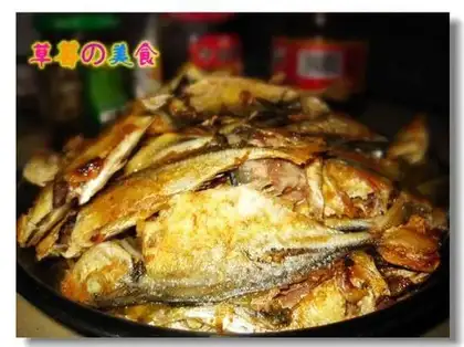 Pan-fried green pomfret