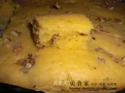 Orange and walnut cake