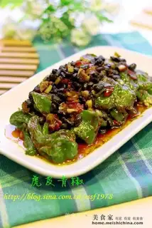 Pan-fried tiger skin and green pepper with dried black bean sauce