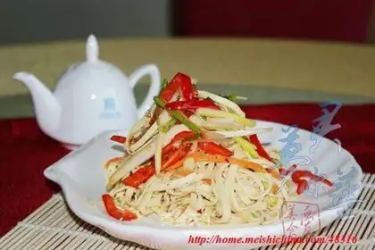 Shredded tofu salad