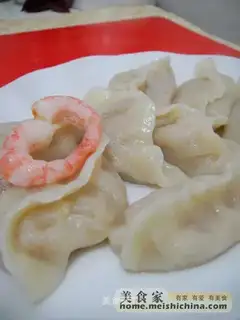 Celery and shrimp dumplings