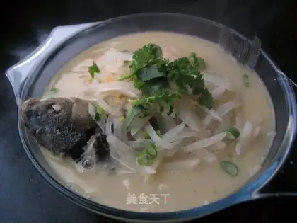 Silver thread carp soup