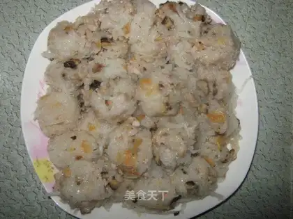 Steamed radish balls