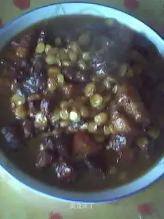braised pork, corn and beans