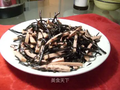 Ham mixed with deer tail vegetables