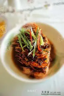 Steamed shrimp with garlic
