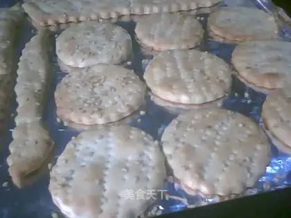 High-calcium soda biscuits