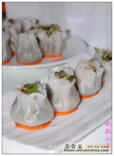 Crystal steamed sale