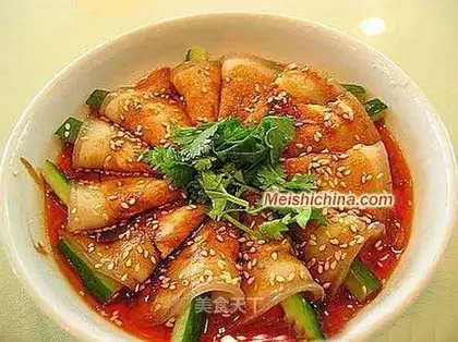 white pork with garlic mashed