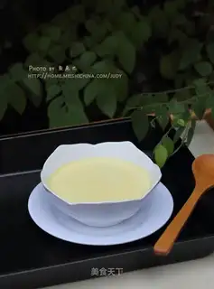 Stewed egg with milk
