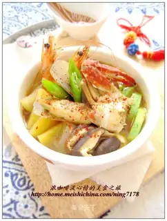 Korean seafood and bean paste soup